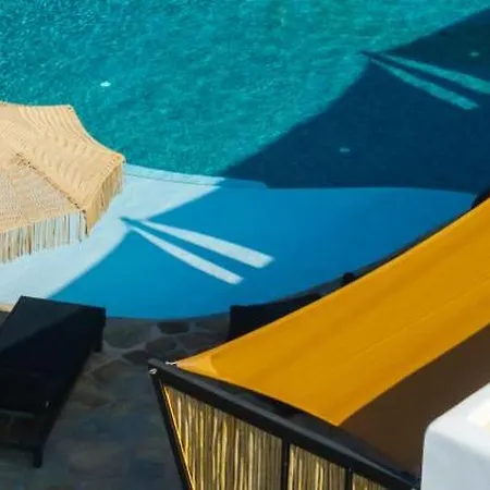 أوليف ميكونوس فيلاز 4* أنو ميرا