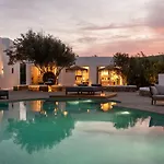 Olive Mykonos Apartahotel