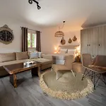 Olive Mykonos 아파트호텔 아노 메라