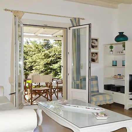 Hotel apartamentowy Olive Mykonos 4*