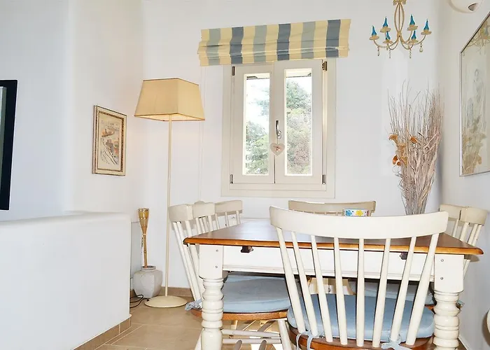 Olive Mykonos Áno Merá